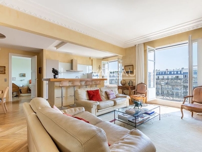 Vente appartement 6 pièces 183.7 m²