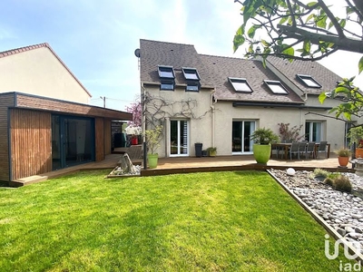 Vente maison 8 pièces 177 m²