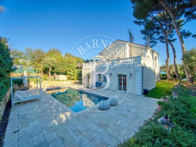 5 room luxury Villa for sale in Antibes, French Riviera