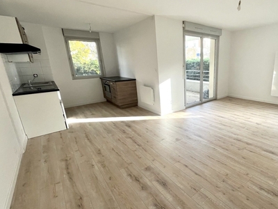 Appartement 3 pièces de 60 m² à Tours (37200)