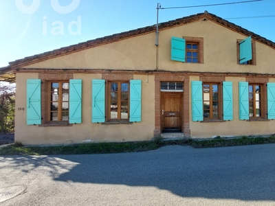 Maison traditionnelle 7 pièces de 300 m² à Verdun-sur-Garonne (82600)