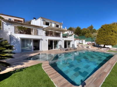 Maison de luxe 5 chambres en vente à La Colle-sur-Loup, Provence-Alpes-Côte d'Azur