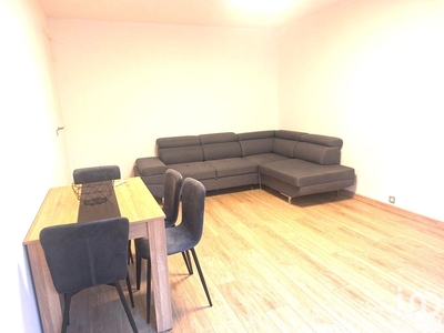 Appartement 3 pièces de 69 m² à Villeneuve-la-Garenne (92390)