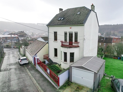 Maison 7 pièces de 140 m² à Audun-le-Tiche (57390)