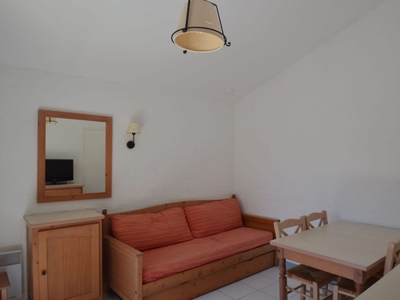 Appartement 2 pièces de 26 m² à Saint-Raphaël (83700)