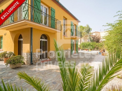 Maison de luxe de 4 chambres en vente à Argelès, Occitanie