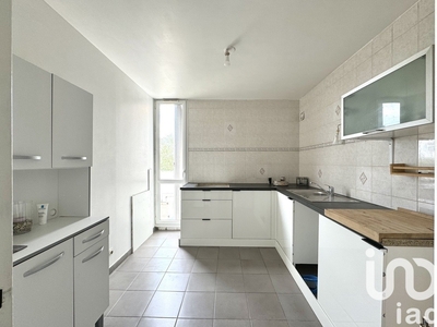 Appartement 3 pièces de 57 m² à Villiers-le-Bel (95400)