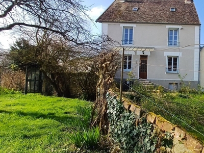 Maison 7 pièces de 145 m² à Rozay-en-Brie (77540)