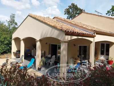 Vente maison 10 pièces 190 m² Sainte-Pazanne (44680)