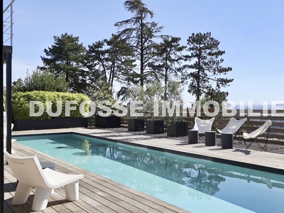 Vente maison 10 pièces 420 m² Saint-Cyr-Au-Mont-d'Or (69450)