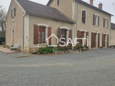 Vente maison 14 pièces 260 m² Verteuil-sur-Charente (16510)