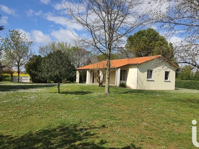 Vente maison 3 pièces 84 m² Landes (17380)