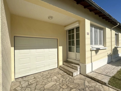 Vente maison 4 pièces 70 m² Poitiers (86000)