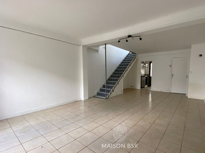 Vente maison 4 pièces 78 m² Nantes (44300)