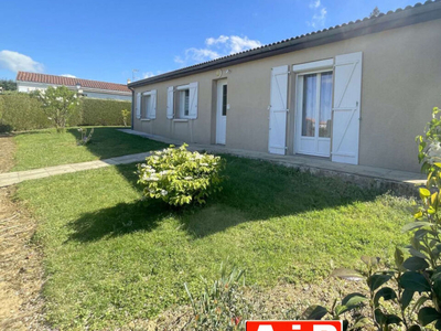 Vente maison 4 pièces 82 m² Vouvant (85120)