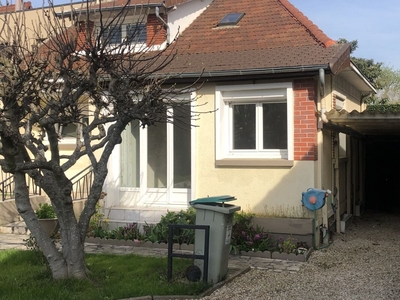 Vente maison 5 pièces 105 m² Villeneuve-le-Roi (94290)