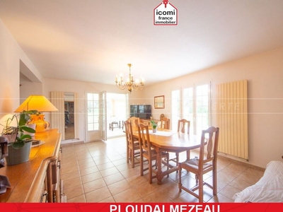 Vente maison 5 pièces 170 m² Ploudalmézeau (29830)