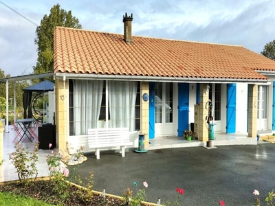 Vente maison 5 pièces 85 m² Saint-Sauveur-de-Puynormand (33660)