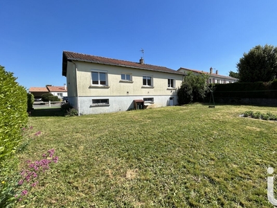 Vente maison 5 pièces 92 m² Sèvremont (85700)