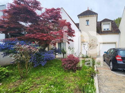 Vente maison 5 pièces 96 m² Ozoir-la-Ferrière (77330)