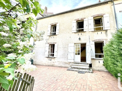 Vente maison 6 pièces 130 m² Villeneuve-sur-Yonne (89500)