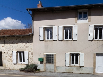 Vente maison 6 pièces 159 m² Saint-Léonard-de-Noblat (87400)