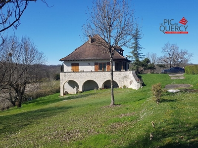 Vente maison 6 pièces 170 m² Saint-Paul-Flaugnac (46170)