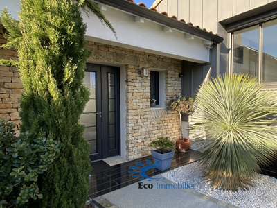 Vente maison 6 pièces 211 m² La Rochelle (17000)