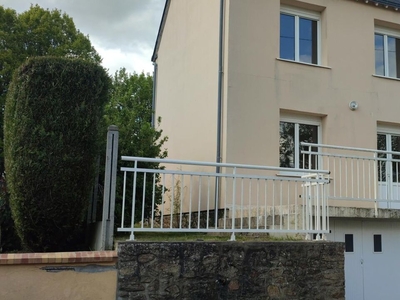 Vente maison 6 pièces 95 m² Aron (53440)