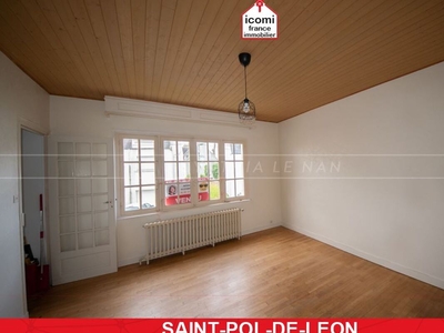 Vente maison 7 pièces 120 m² Saint-Pol-de-Léon (29250)