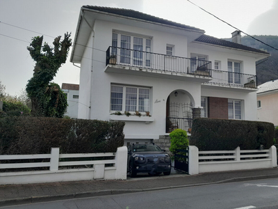 Vente maison 7 pièces 150 m² Lourdes (65100)