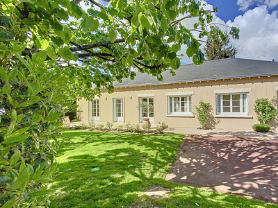 Vente maison 7 pièces 163 m² Saint-Cyr-sur-Loire (37540)