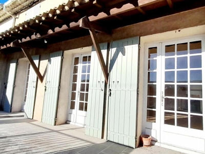 Vente maison 7 pièces 256 m² Cabrières-d'Avignon (84220)