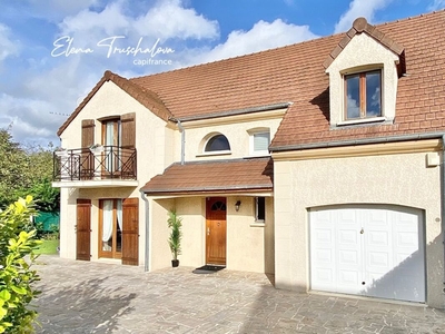 Vente maison 8 pièces 145 m² Vaires-sur-Marne (77360)