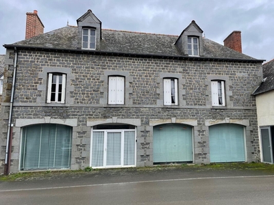 Vente maison 8 pièces 182 m² Pleugueneuc (35720)