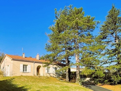 Vente maison 8 pièces 200 m² Beaumont-Lès-Valence (26760)