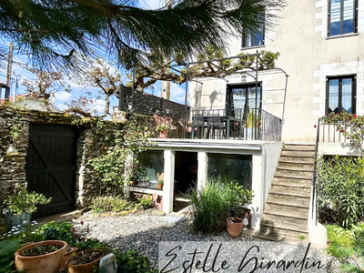 Vente maison 8 pièces 230 m² Saint-Julien-de-Concelles (44450)