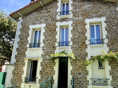 Vente maison 9 pièces 184 m² La Garenne-Colombes (92250)