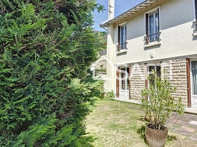 Vente maison 5 pièces 116 m² Saint-Maur-des-Fossés (94210)
