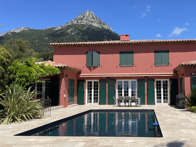 Vente maison 8 pièces 450 m² La Valette-du-Var (83160)