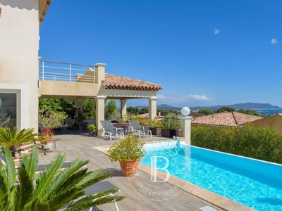 Villa de 8 pièces de luxe en vente Bandol, Provence-Alpes-Côte d'Azur