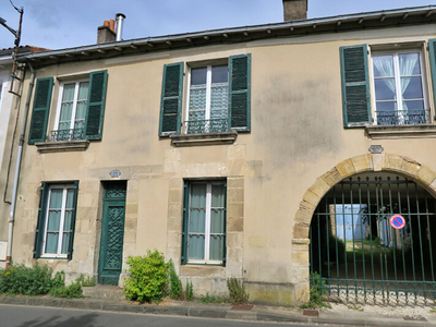 Maison T8 Poitiers