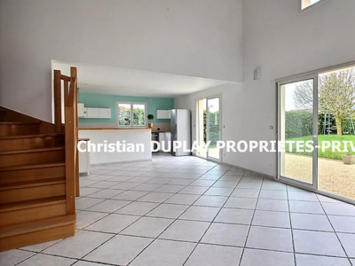 Vente maison 8 pièces 171 m² Saint-Genest-Malifaux (42660)