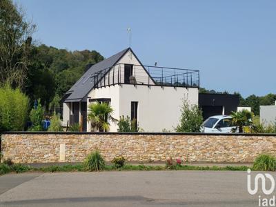 Maison 6 pièces de 175 m² à Plougasnou (29630)