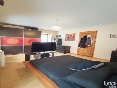 Appartement 3 pièces de 77 m² à GLIÈRES-VAL-DE-BORNE (74130)
