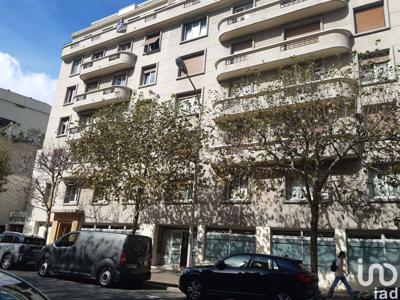 Appartement 3 pièces de 89 m² à Courbevoie (92400)