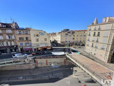 Appartement 4 pièces de 111 m² à Marseille (13006)