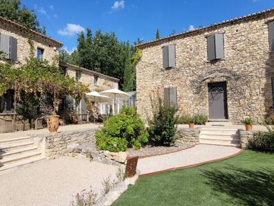 Vente maison 12 pièces 487 m² Gordes (84220)