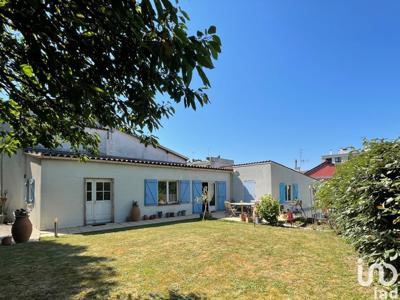 Vente maison 4 pièces 214 m² Fontenay-sous-Bois (94120)