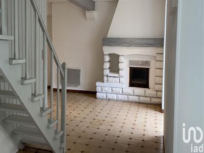 Vente maison 4 pièces 80 m² Saint-Germain-de-Lusignan (17500)
